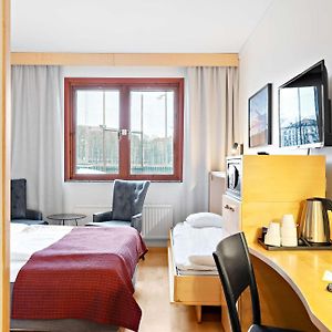 Standard Queen Room Wall Bed